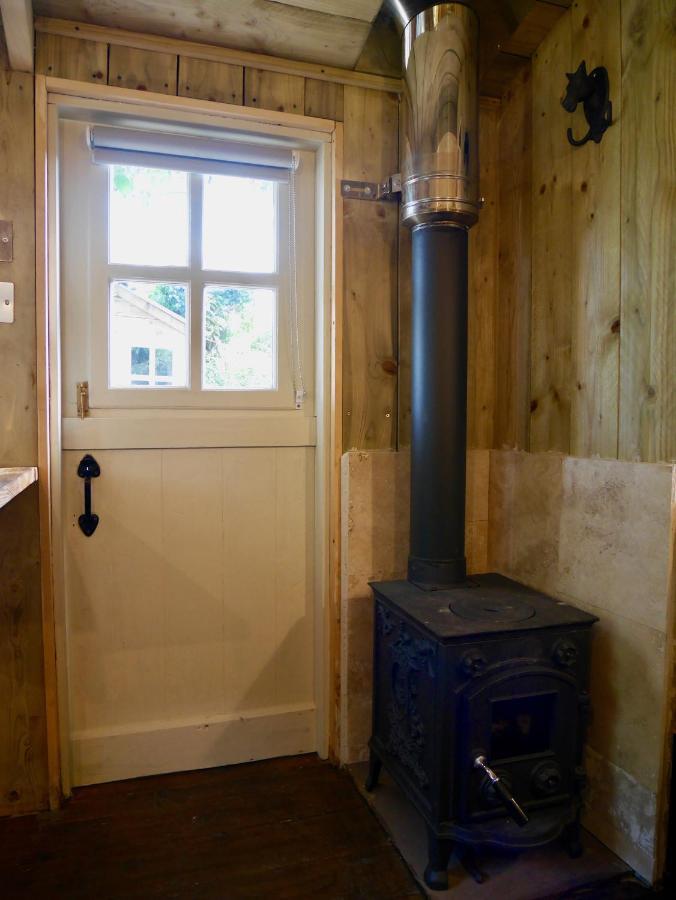 The Wayside Shepherd Hut Beaulieu Exterior foto