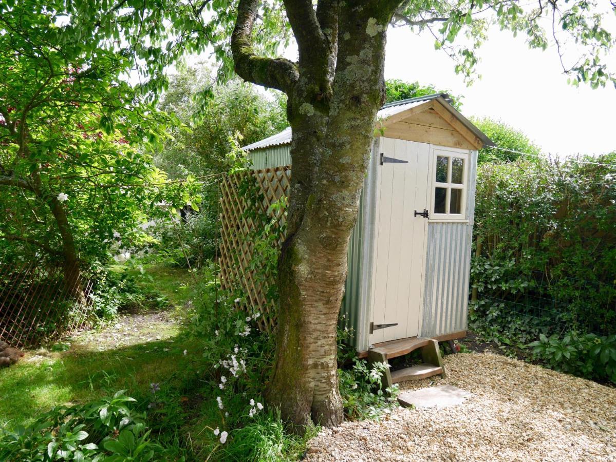 The Wayside Shepherd Hut Beaulieu Exterior foto